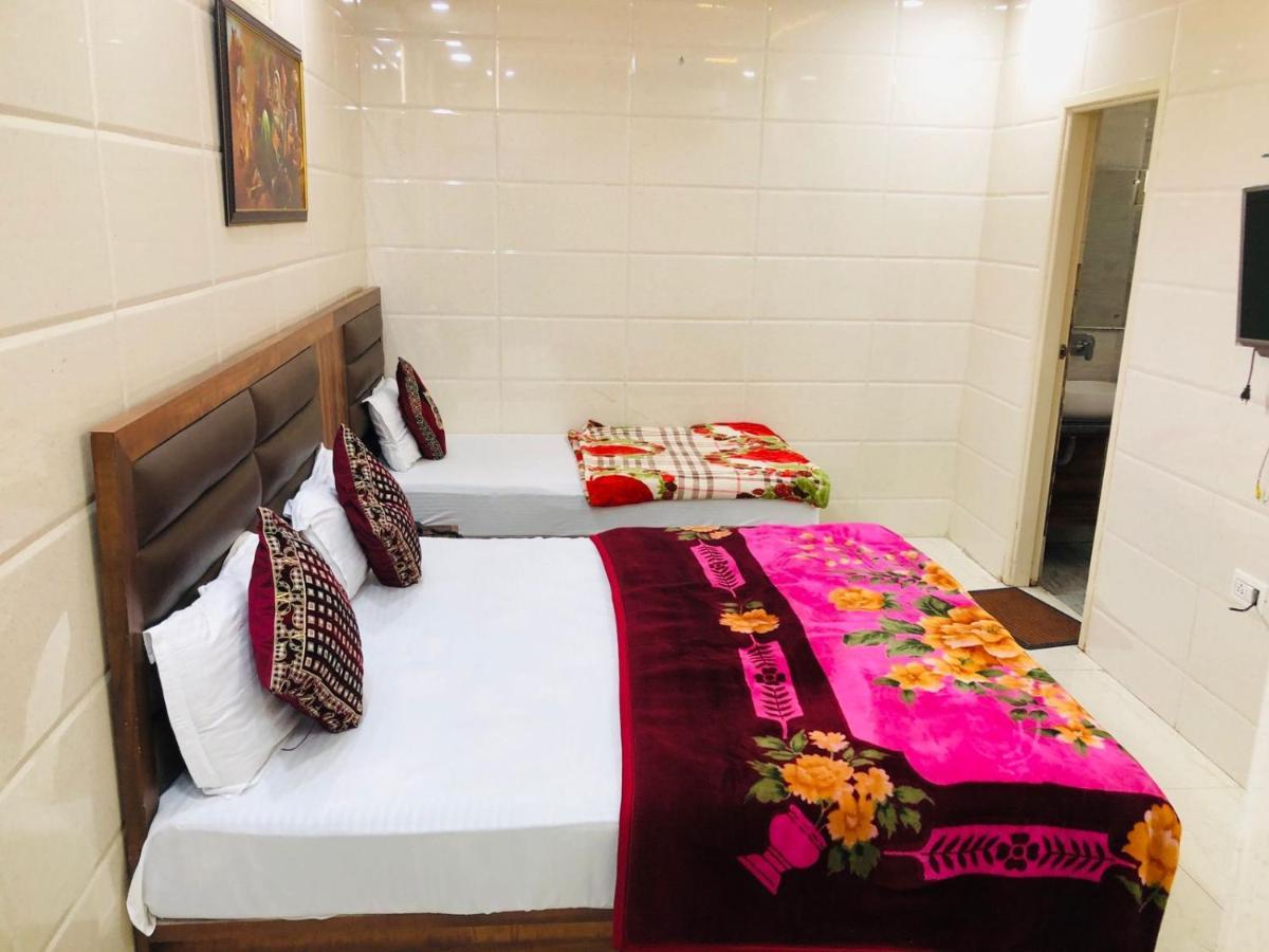 Jasneet Homestay Amritsar Exterior foto